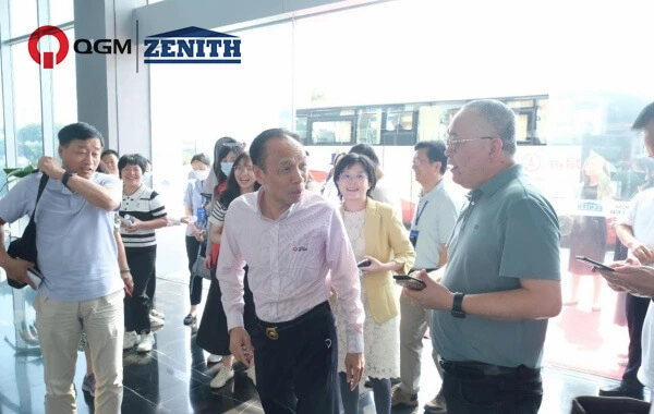 Teilnehmer des dritten Chinesisch-Deutschen Sci-Tech-Forums besuchten QGM