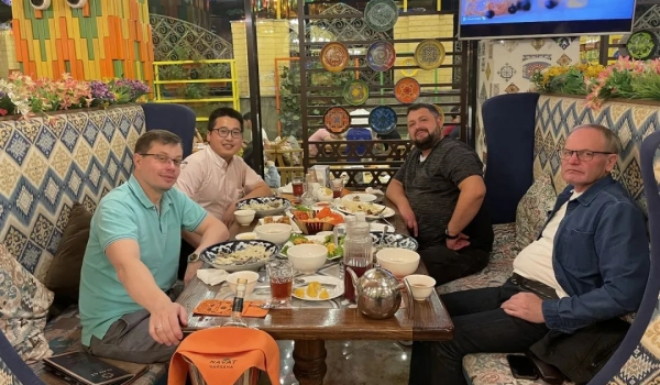 Hand in Hand für eine bessere Zukunft unterstützt QGM maßgeblich den Aufbau der russischen Infrastruktur